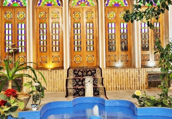 هتل والی